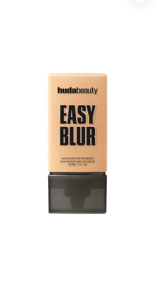 HUDA BEAUTY